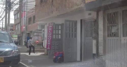 PELUQUERIA CALLE 42G PELUQUERIA CALLE 42G
